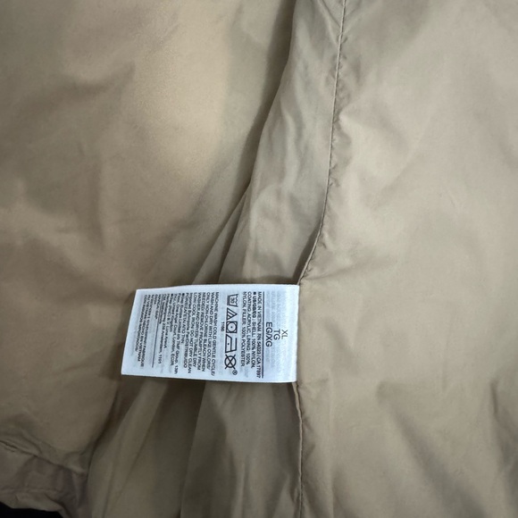 GAP Beige ColdControl Vest - Picture 6 of 6